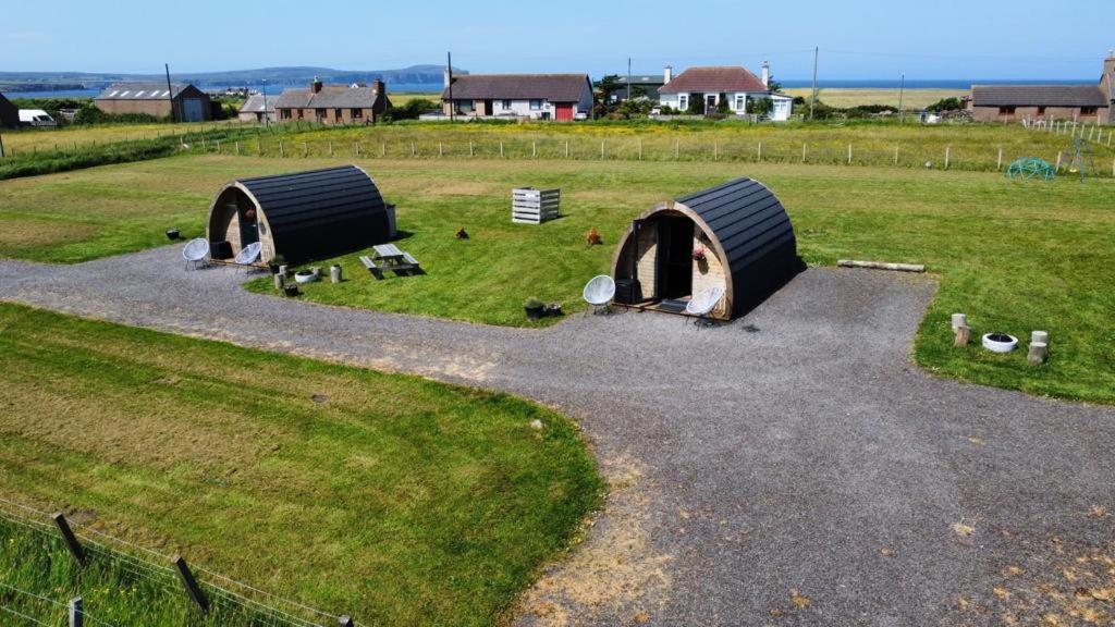 North Point Pods Hotel Thurso Exterior foto